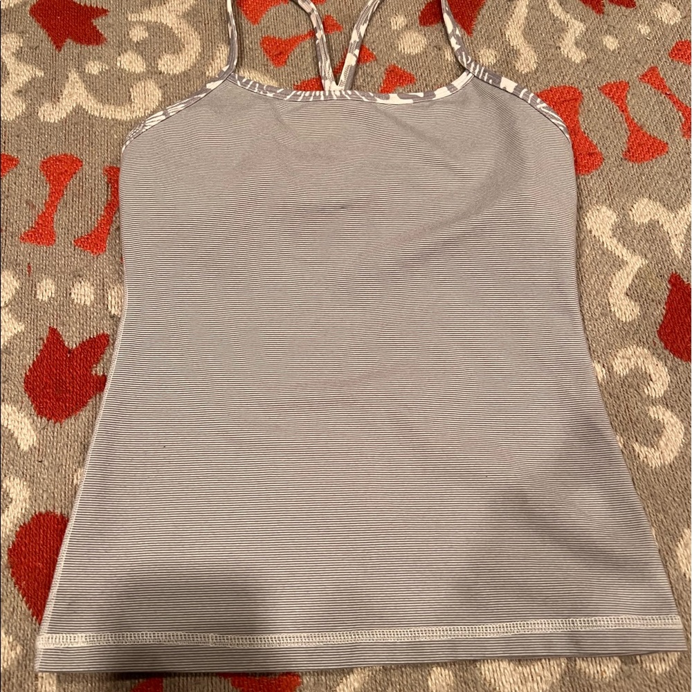 Lululemon work out top